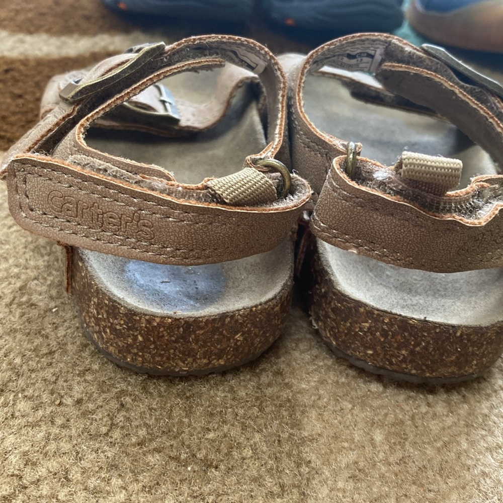 Toddler boys Shoes set of 4 size 6 - Picture 3 of 12